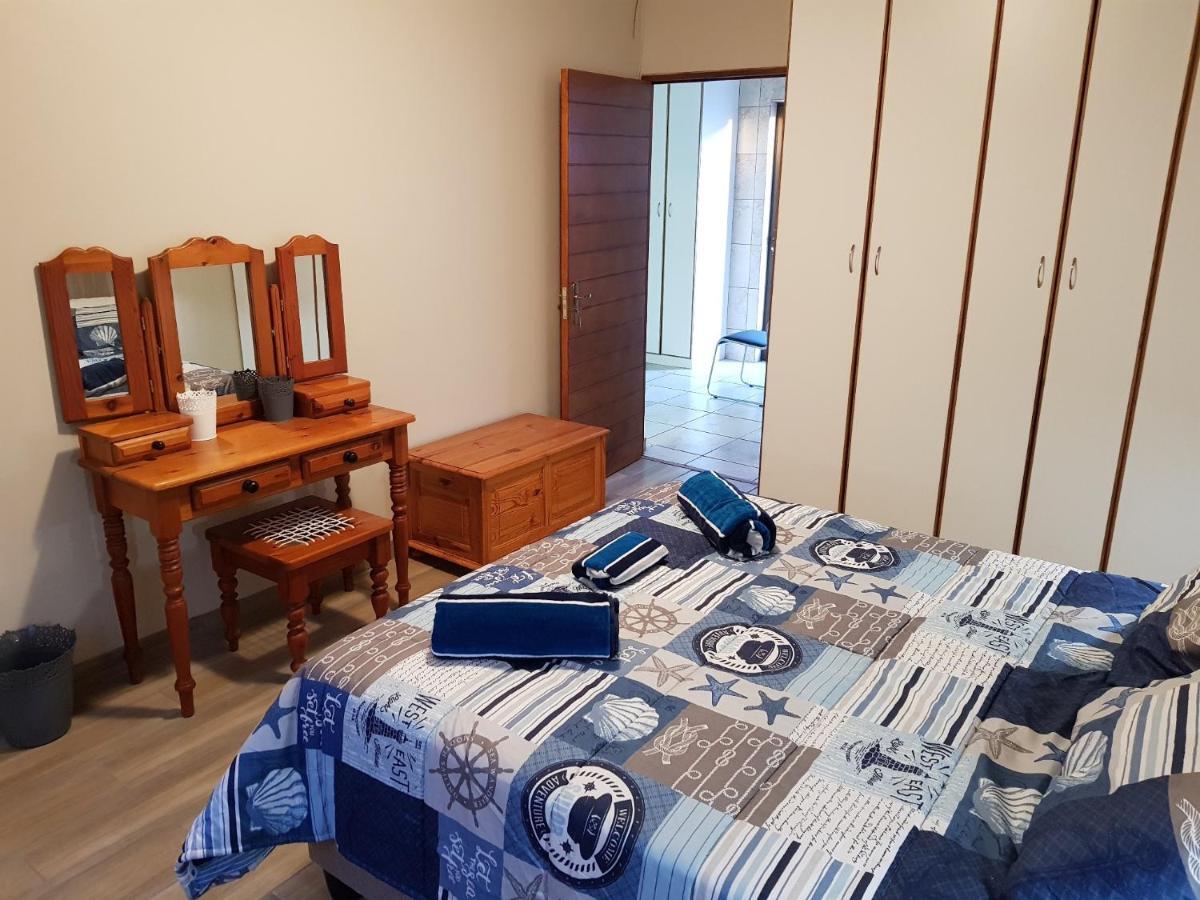 Langebaan Escape Self Catering Accommodation Exteriör bild
